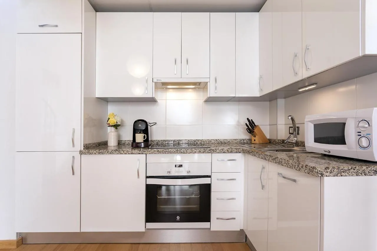 -Malagasunapts-Romantic Private Terrace&Shared Pool 0*, 马拉加