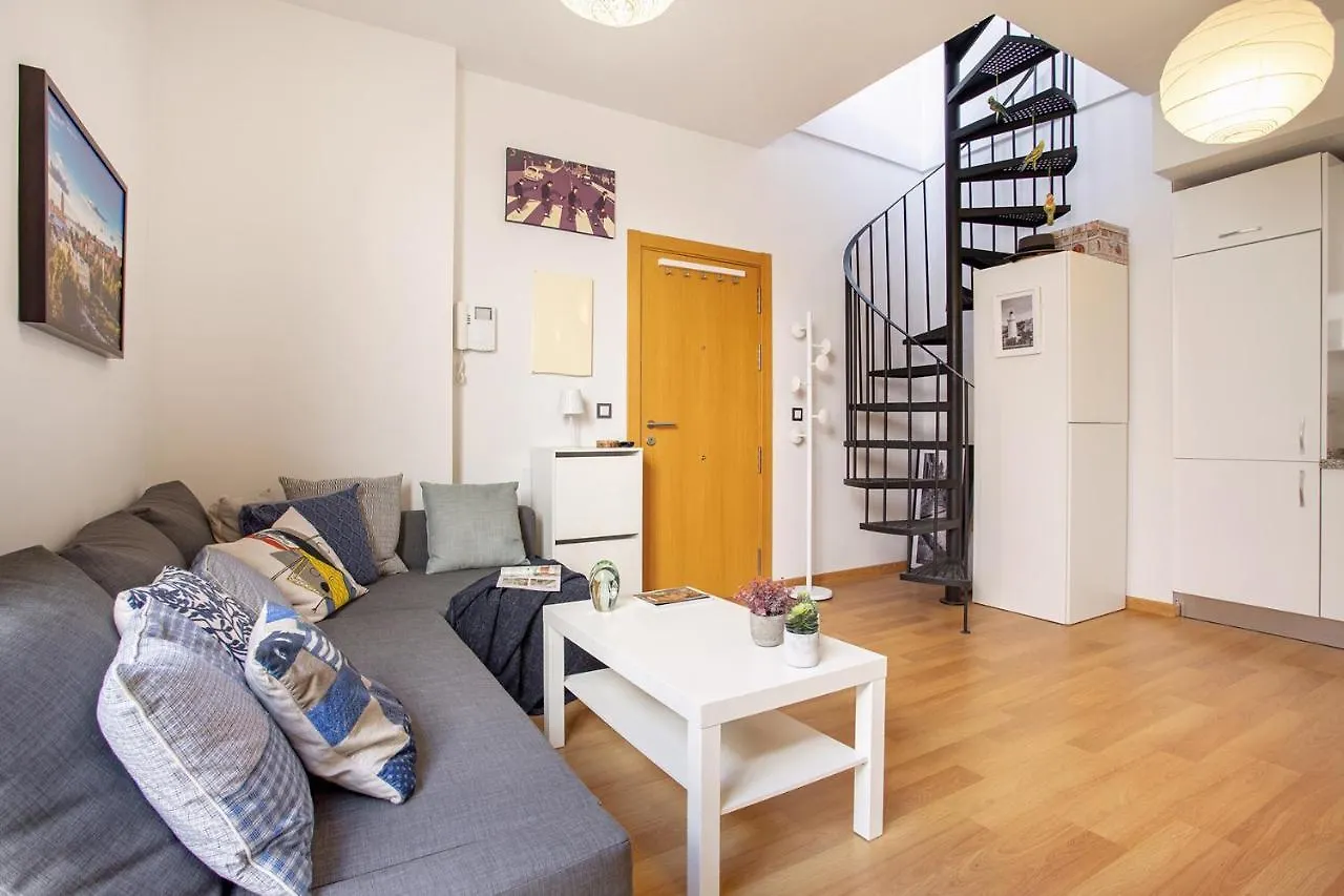 -Malagasunapts-Romantic Private Terrace&Shared Pool