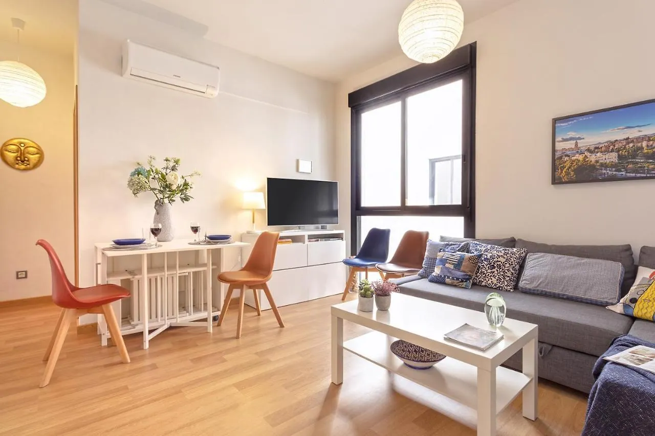 Apartment -Malagasunapts-Romantic Private Terrace&Shared Pool