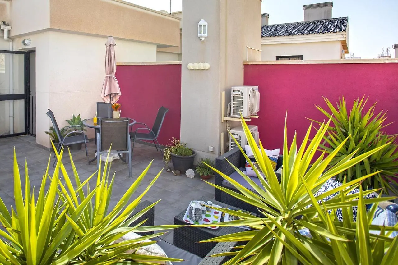 -Malagasunapts-Romantic Private Terrace&Shared Pool Apartment
