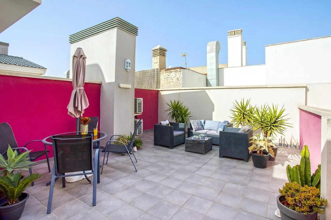 -Malagasunapts-Romantic Private Terrace&Shared Pool